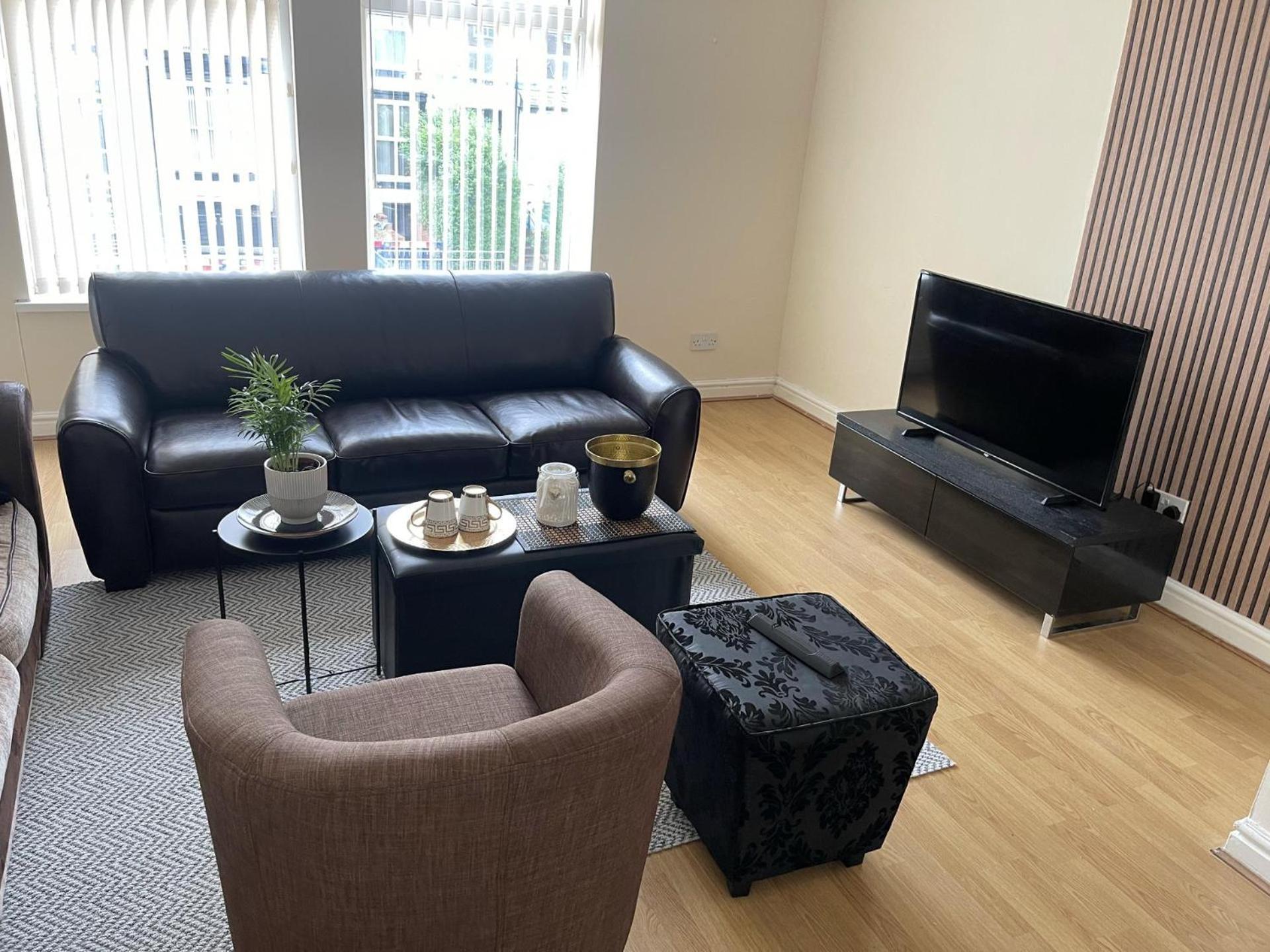 Stylish 1-Bed Apt - Sleeps 4 - Parking - Wifi Manchester Kültér fotó