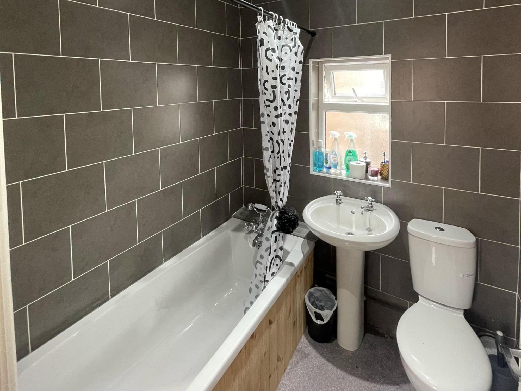 Stylish 1-Bed Apt - Sleeps 4 - Parking - Wifi Manchester Kültér fotó