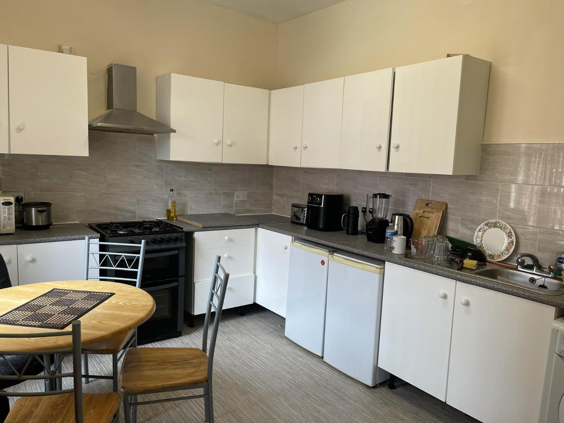 Stylish 1-Bed Apt - Sleeps 4 - Parking - Wifi Manchester Kültér fotó